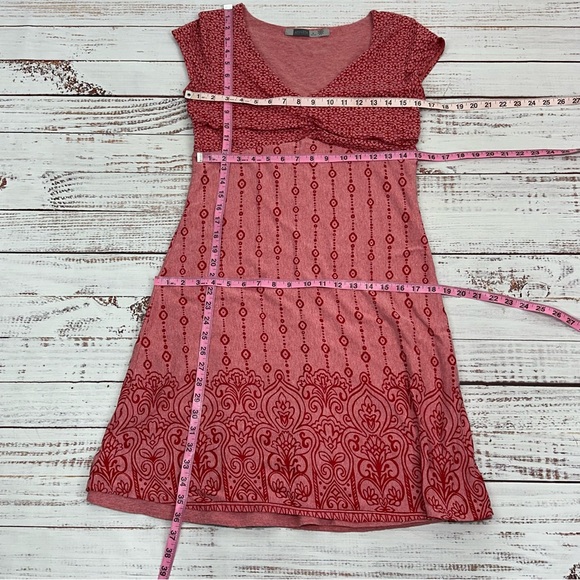 Athleta Women’s Size Medium Dhara Red Burnout Lined Dress - Picture 8 of 10